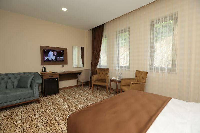 Grand Mela Hotel Macka Luaran gambar
